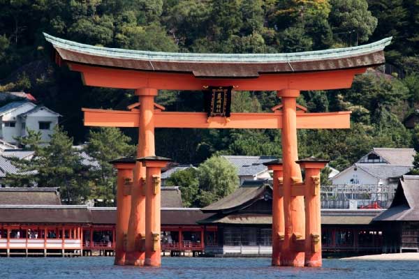 厳島神社
